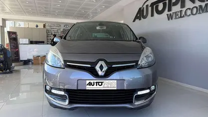 Grigio Usata 2014 Renault Scénic III XMOD Monovolume | 6200 € (Buon prezzo)