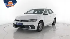 Pure white Usata 2023 VW Polo Life Tre volumi | 18.000 € (Buon prezzo)