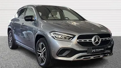 Usata Mercedes GLA220 190 CV (139 kW) 2020 Grigio SUV