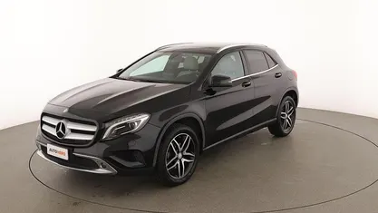 Usata Mercedes GLA200 135 CV (99 kW) 2016 Nero SUV
