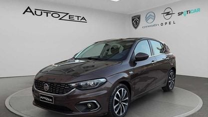Second-hand Fiat Tipo Easy 120 CP (88 kW) 2018 Maro Berlinǎ