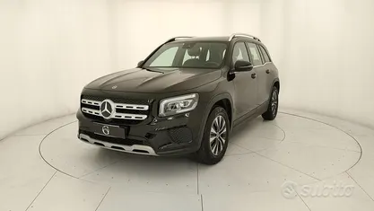 Nero Usata 2022 Mercedes GLB200 SUV | 35.900 € (Buon prezzo)