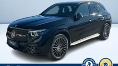 Nero metallizzato Usata 2023 Mercedes GLC220 AMG Line Premium Plus Tre volumi | 54.100 € (Buon prezzo)