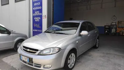 Grigio Usata 2007 Chevrolet Lacetti SX Tre volumi | 2990 €