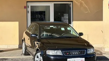 Nero Usata 2002 Audi A3 Tre volumi | 14.970 € (Molto cara)