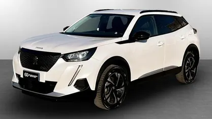 Usata Peugeot 2008 Allure 131 CV (96 kW) 2022 Bianco madreperla SUV
