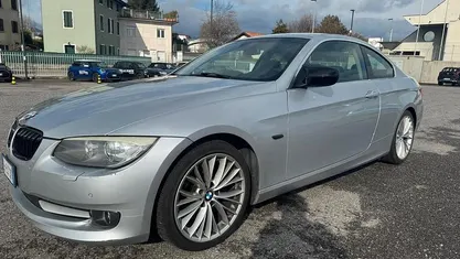 Usata BMW 325 Efficient Dynamics 204 CV (150 kW) 2011 Coupé