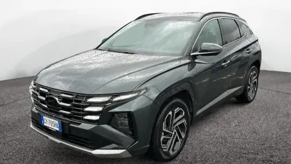 Usata Hyundai Tucson 215 CV (158 kW) 2025 Verde SUV