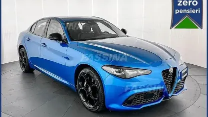 Usata Alfa Romeo Giulia Veloce 280 CV (205 kW) 2024 Bluazzurro Berlina