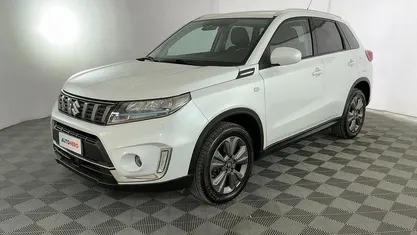 Usata Suzuki Vitara Cool 129 CV (94 kW) 2023 Bianco SUV