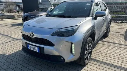 Usata Toyota Yaris Cross Trend 116 CV (85 kW) 2025 Grigio SUV