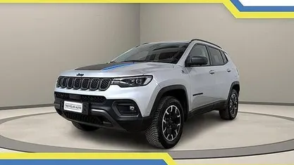 Grigio / metallizzato Usata 2021 Jeep Compass Trailhawk SUV | 22.950 € (Buon prezzo)