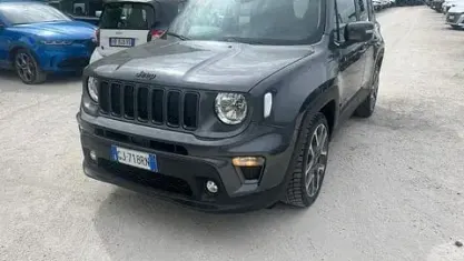 Gebraucht Jeep Renegade Limited 131 PS (96 kW) 2022 Grau SUV