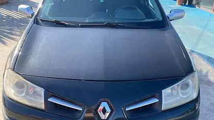 Nero Usata 2008 Renault Mégane II Tre volumi | 1300 € (Ottimo prezzo)