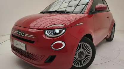 Nuova Fiat 500 65 CV (47 kW) 2025 Rosso Berlina