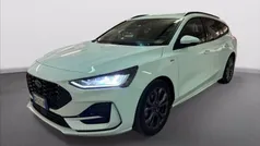 Grigio Usata 2023 Ford Focus ST-Line Station wagon | 21.500 € (Buon prezzo)