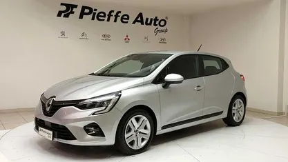Usata Renault Clio V Zen 140 CV (102 kW) 2021 Utilitaria
