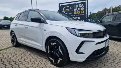 Usata Opel Grandland X GSe 200 CV (147 kW) 2023 Bianco SUV