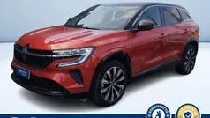 Rosso pastello Usata 2023 Renault Austral Techno SUV | 30.000 € (Buon prezzo)