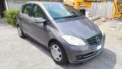 Usata Mercedes A160 Avantgarde 82 CV (60 kW) 2010 Grigio Berlina
