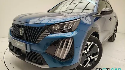 Occasion Peugeot 2008 Allure 101 ch (74 kW) 2025 Bleue SUV