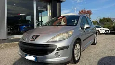 Grigio Usata 2008 Peugeot 207 Tre volumi | 2900 € (Buon prezzo)