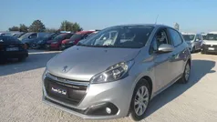 Usata 2017 Peugeot 208 Allure Due volumi | 8900 € (Buon prezzo)