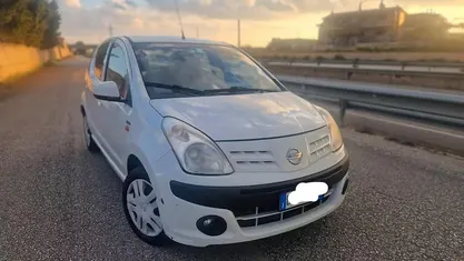 Usata Nissan Pixo 70 CV (51 kW) 2010 Bianco Utilitaria