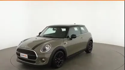 Usata Mini Cooper D 116 CV (85 kW) 2019 Verde Utilitaria