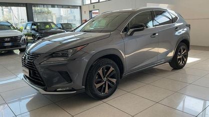 Usado Lexus NX300h E-FOUR 197 CV (144 kW) 2021 Gris SUV
