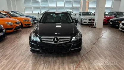 Usata Mercedes C220 Executive 170 CV (125 kW) 2012 Nero Station wagon