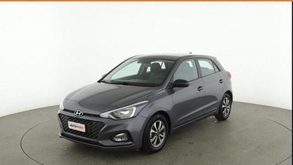Käytetty Hyundai i20 75 HP (55 kW) 2019 Harmaa Viistoperä