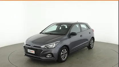 Käytetty Hyundai i20 75 HP (55 kW) 2019 Harmaa Viistoperä