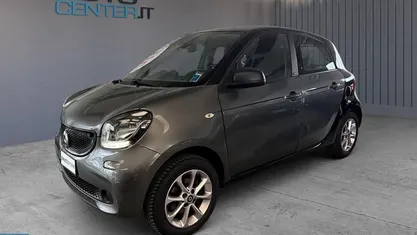 Usata Smart ForFour Passion 71 CV (52 kW) 2019 Grigio Utilitaria