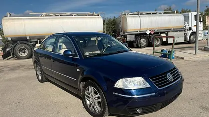 Usata VW Passat Highline 130 CV (95 kW) 2001 Berlina