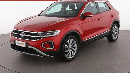 Usata VW T-Roc Style 150 CV (110 kW) 2022 Rosso SUV