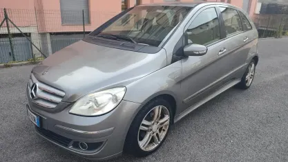 Usata Mercedes B170 116 CV (85 kW) 2007 Oro Monovolume