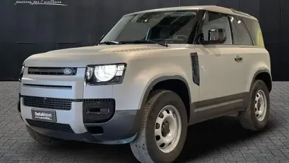 Usata Land Rover Defender HSE 249 CV (183 kW) 2021 Argento SUV