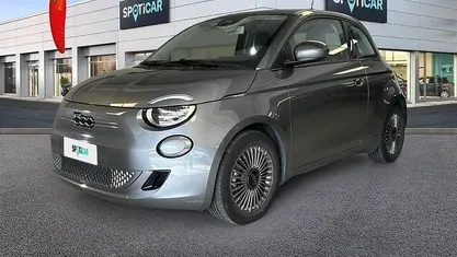 Grigio Usata 2021 Fiat 500e Icon Tre volumi | 14.350 € (Buon prezzo)