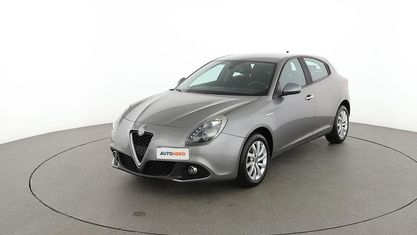 Second-hand Alfa Romeo Giulietta 120 CP (88 kW) 2018 Gri Hatchback