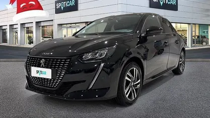 Usata 2022 Peugeot 208 Allure Due volumi | 15.250 € (Buon prezzo)