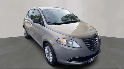 Usata 2012 Lancia Ypsilon Gold Due volumi | 5999 € (Buon prezzo)