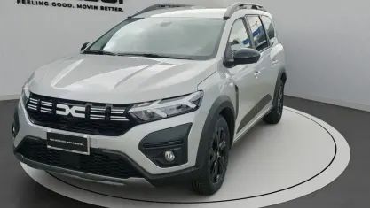 Usata Dacia Jogger Extreme 101 CV (74 kW) 2023 Grigio chiaro Monovolume