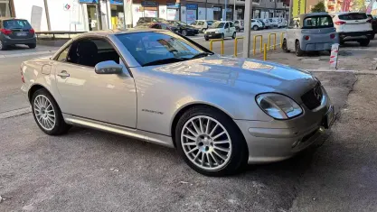 Usata Mercedes SLK200 163 CV (119 kW) 2002 Grigio Cabrio