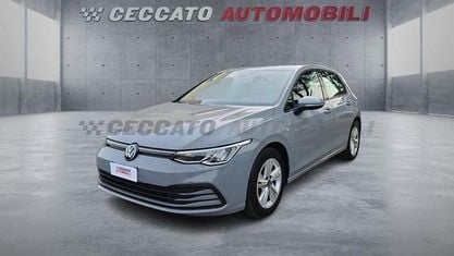 Gebraucht VW Golf VIII Life 116 PS (85 kW) 2024 Silber Limousine