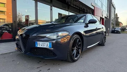 Usata 2016 Alfa Romeo Giulia Super Tre volumi | 11.490 € (Buon prezzo)