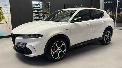 Bianco Usata 2024 Alfa Romeo Tonale Veloce SUV | 29.500 € (Buon prezzo)