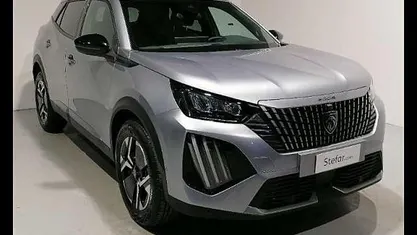 Usata Peugeot 2008 Allure 101 CV (74 kW) 2026 SUV