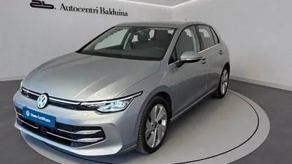 Usata VW Golf VIII Style 150 CV (110 kW) 2025 Grigio dolomite metalizzato Berlina