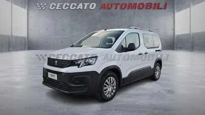 Usata Peugeot Rifter Active 110 CV (80 kW) 2020 Monovolume
